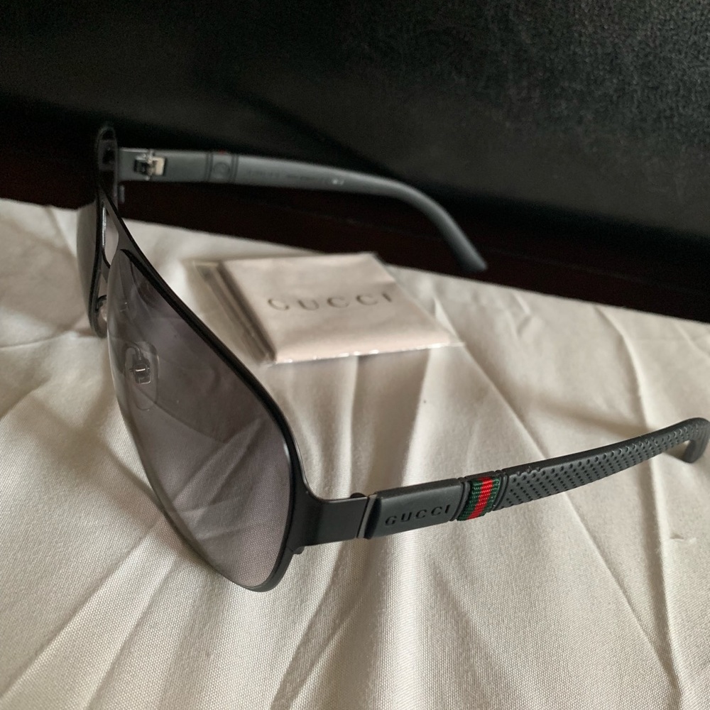 Gucci sunglasses